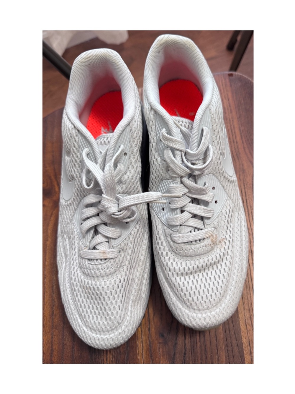 Nike Men's Light Gray Mesh Running Shoes with Red Insoles